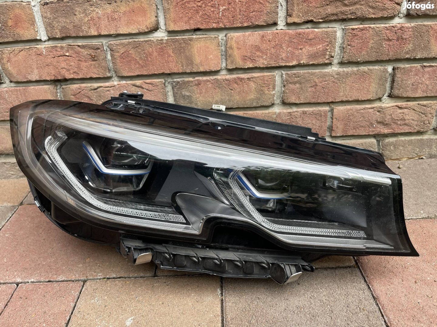 BMW 3' G20 Saloon 330E Jobb első lámpa