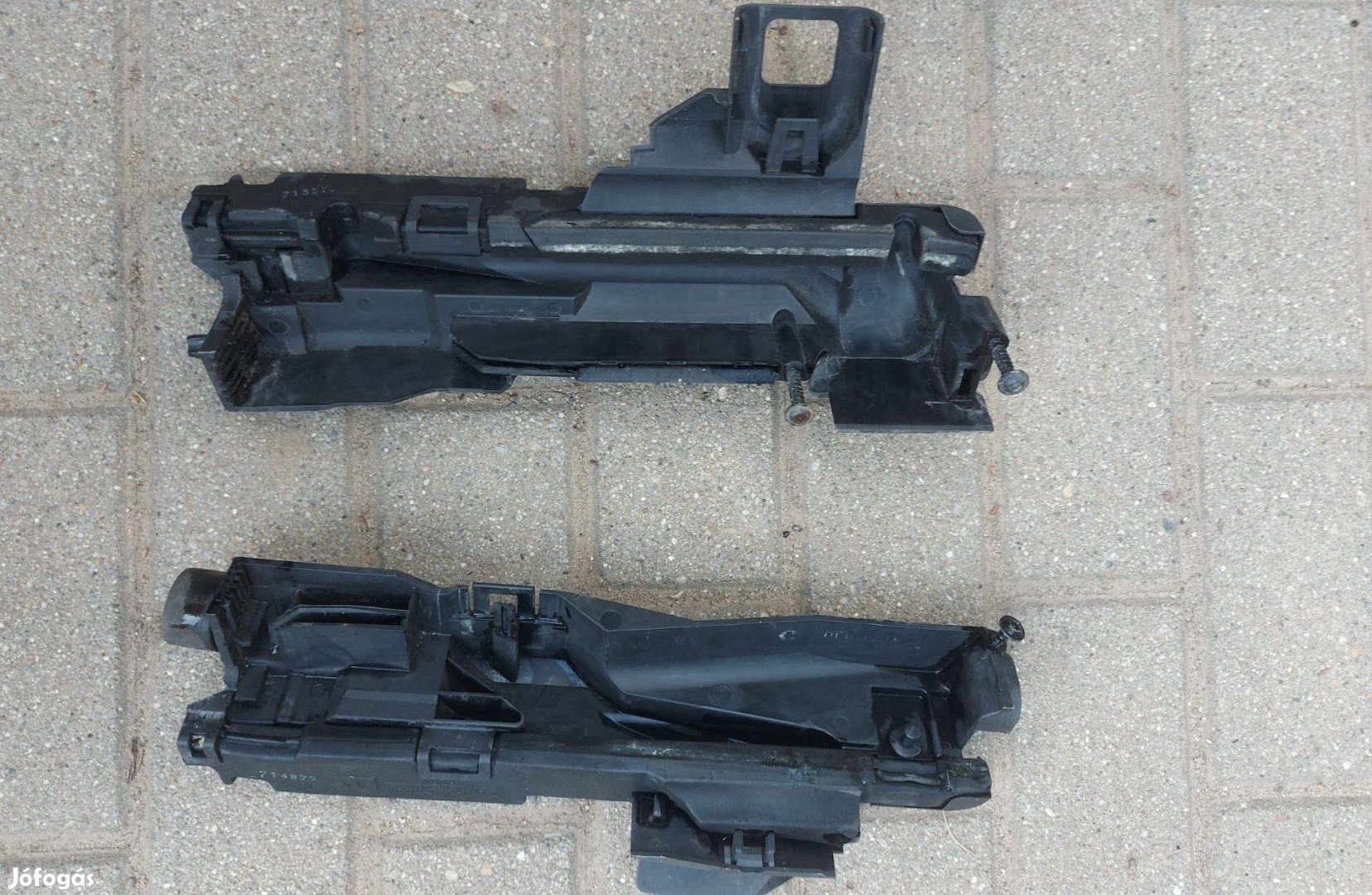 BMW 3-as, E46, X3, E83, Z4, E85 hűtőtartó