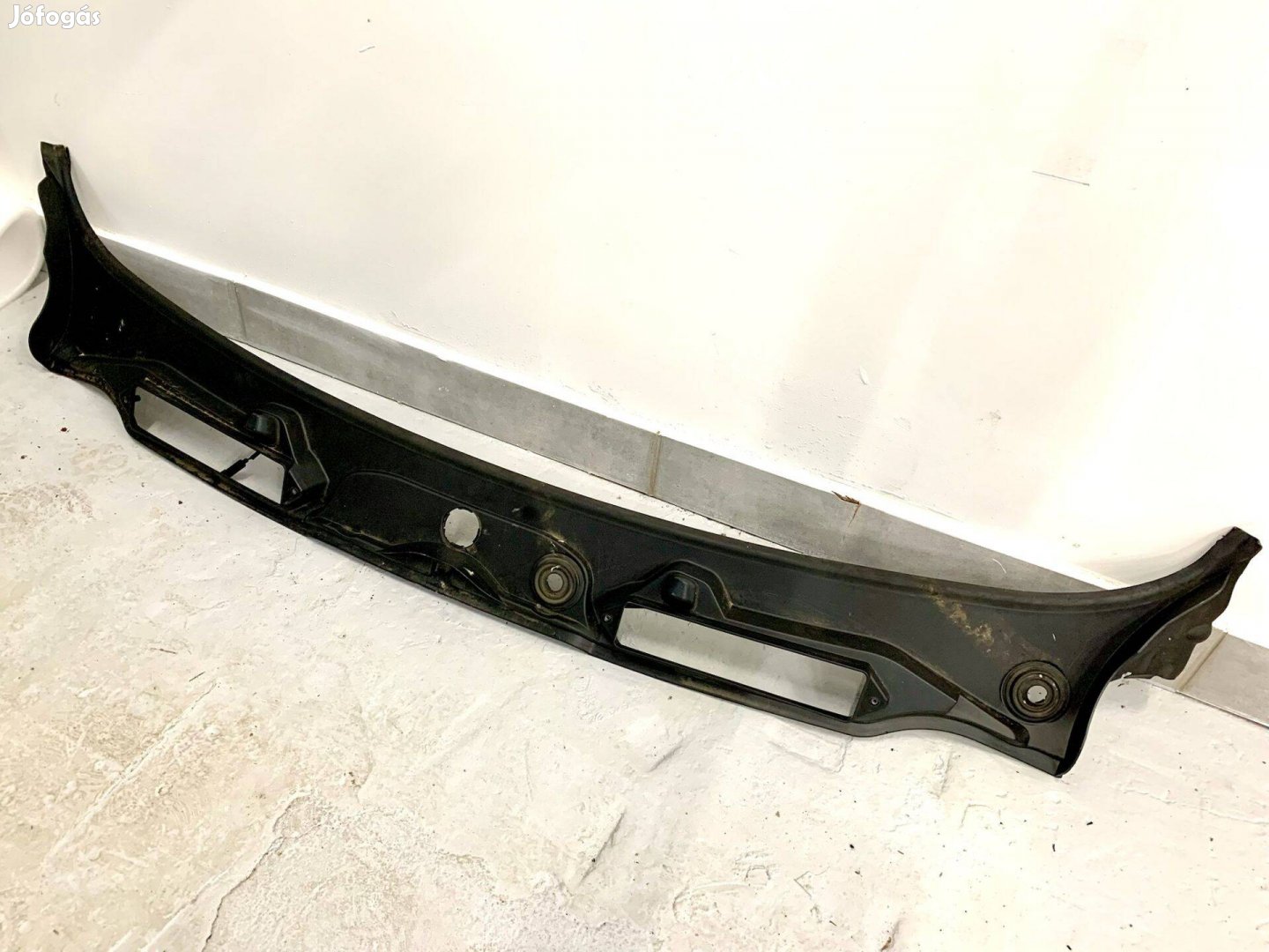 BMW 3-as sorozat E90, E91 levélrács 51717180743 15677210