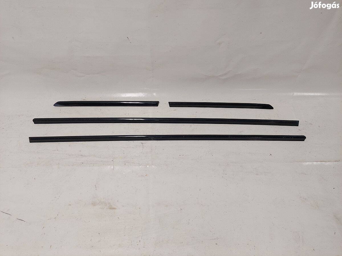 BMW 3 e46 coupe cabrio jobb bal ajtó díszcsík