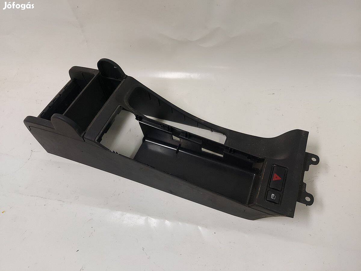 BMW 3 e46 kardánbox középbox könyöklő szép állapotú