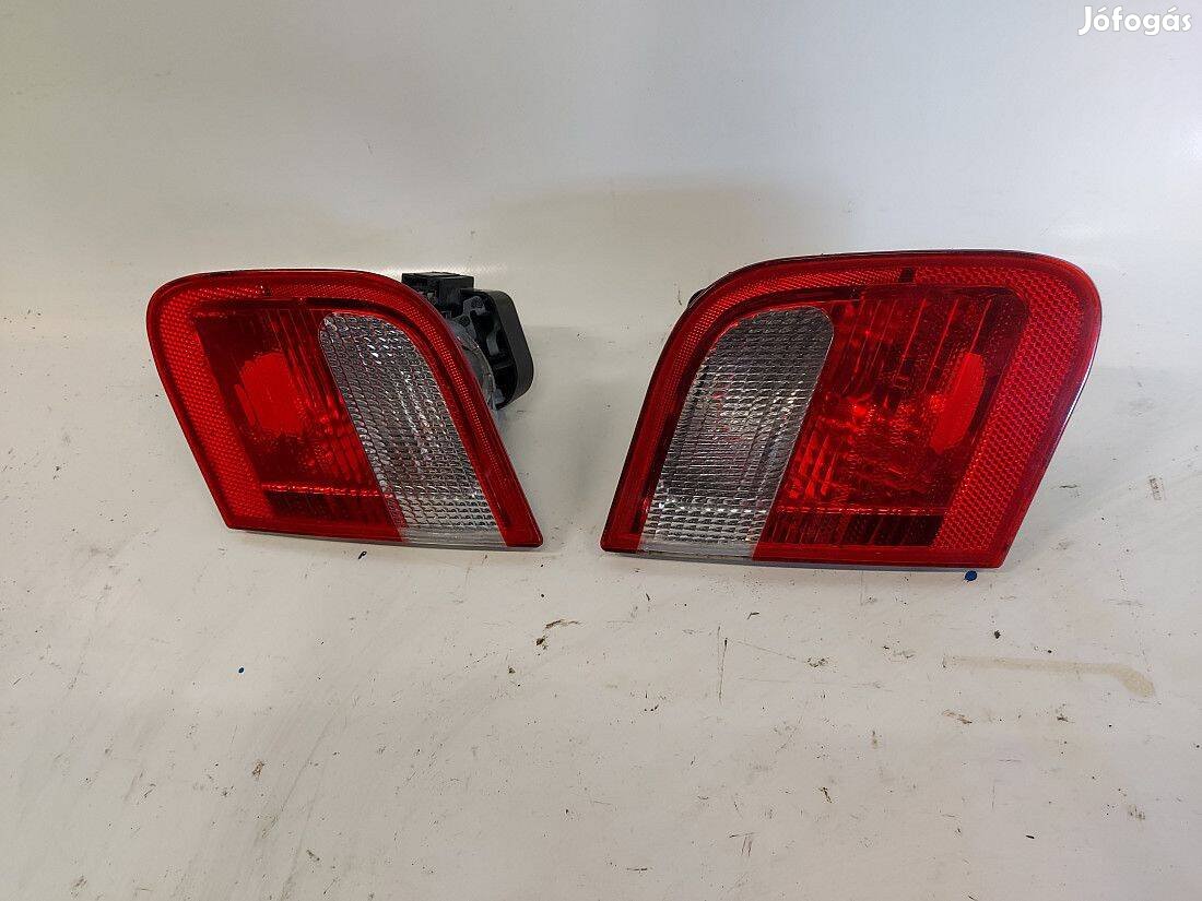 BMW 3 e46 sedan csomagtérajtó csomagtér ajtó lámpa fényszóró
