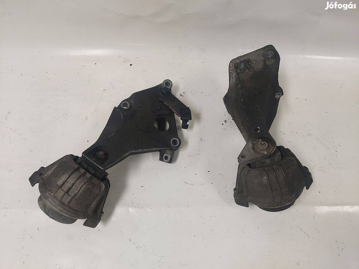 BMW 3 e90 e91 e92 e93 n47d20 n47 motor tartó bak motortartó bak