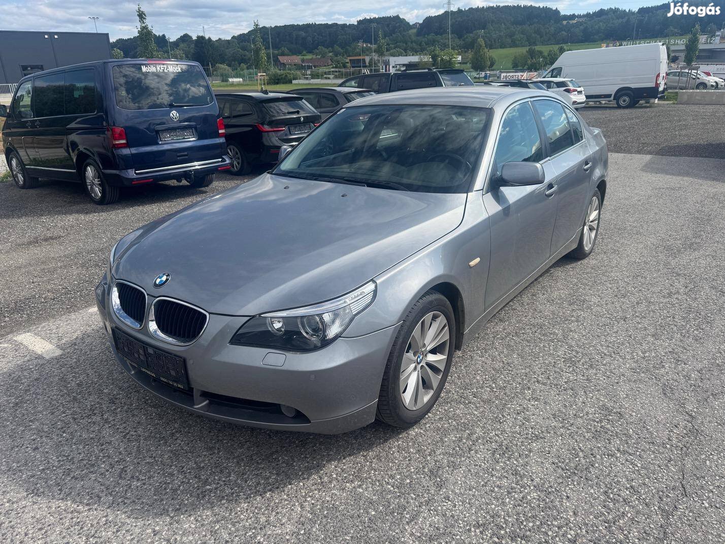 BMW 520i.......