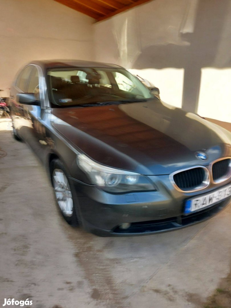 BMW 525i szemelyautó