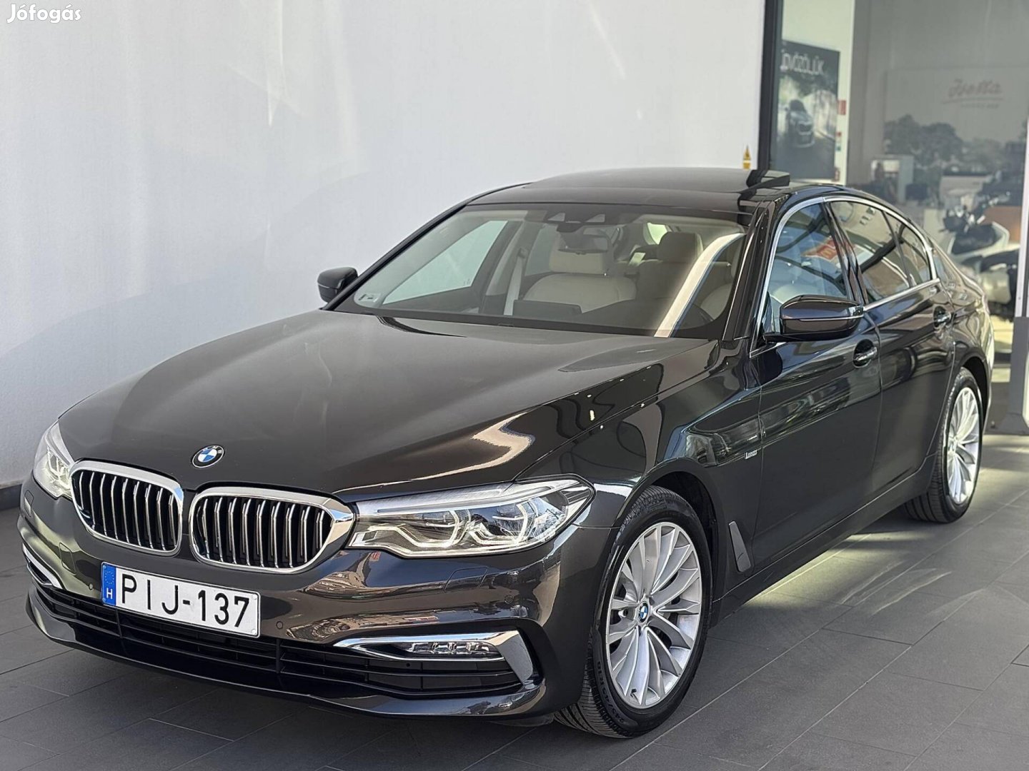 BMW 530d xdrive (Automata) Luxury LINE Magyaror...