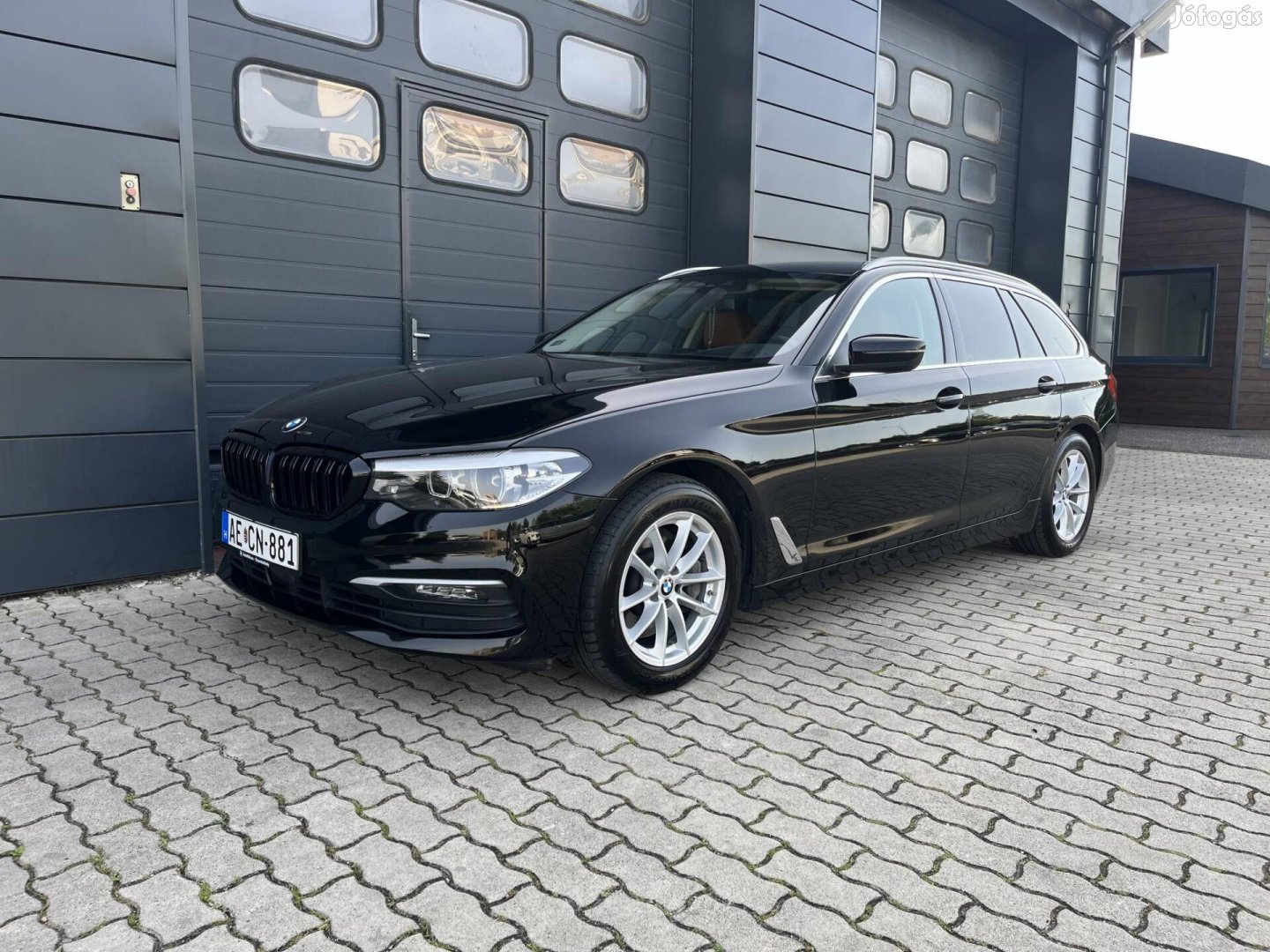 BMW 530d xdrive (Automata) Szervizkönyv / LED /...