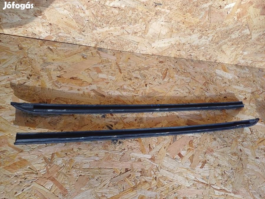BMW 5 E6061 2003-2009 Első Szélvédő Díszléc Pár