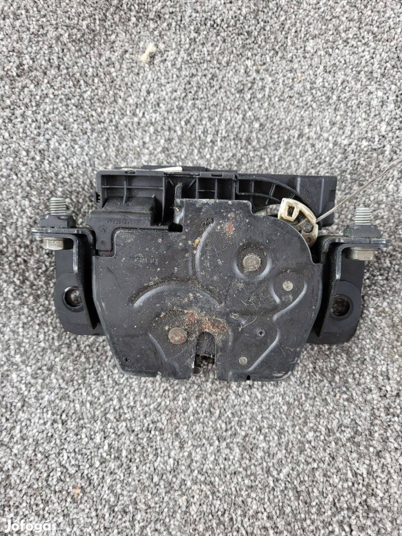 BMW 5 F10, F11 gyári 5124 7259644 csomagtér ajtó zár