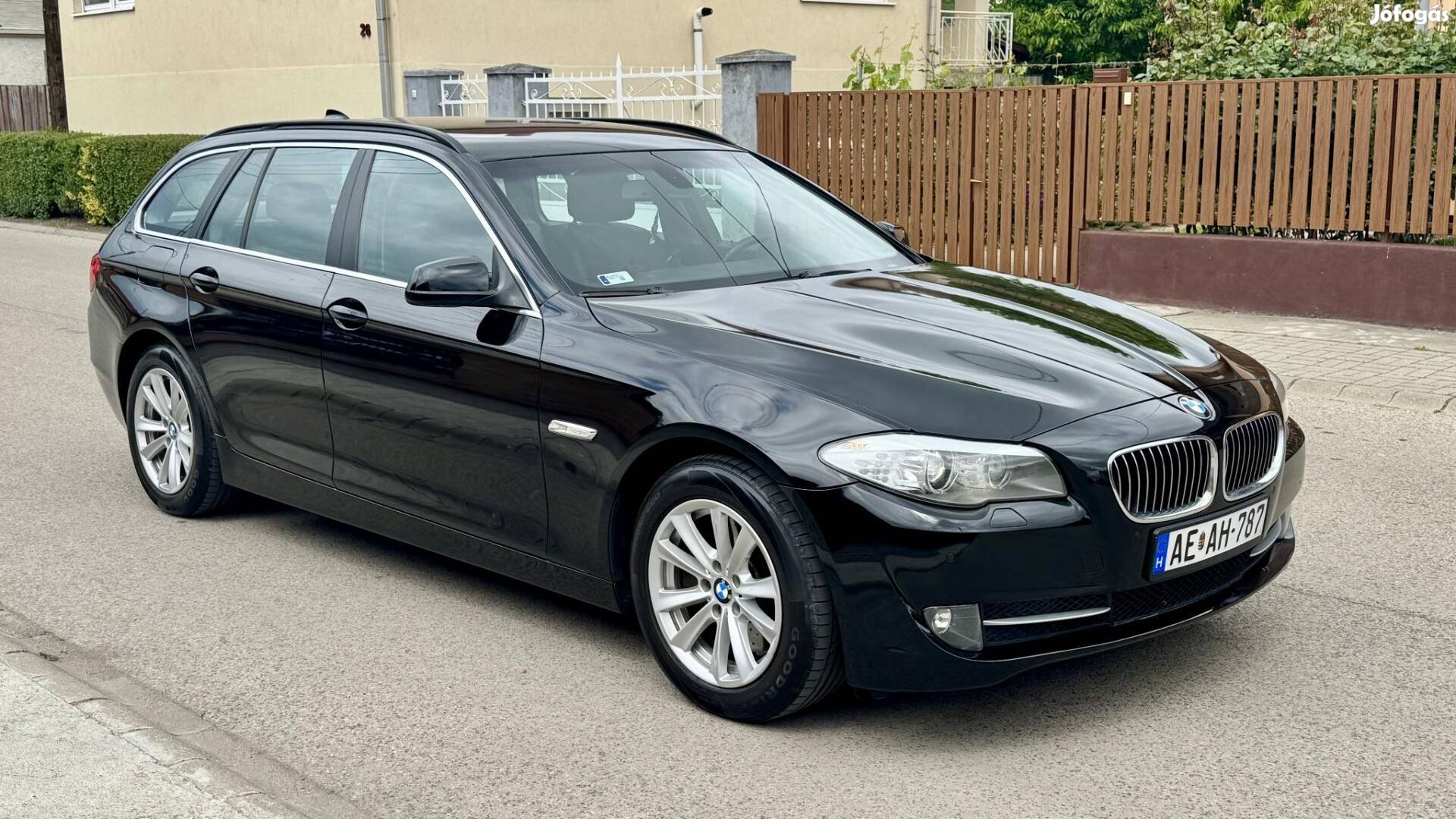 BMW 5-ÖS Sorozat 535d Touring (Automata)