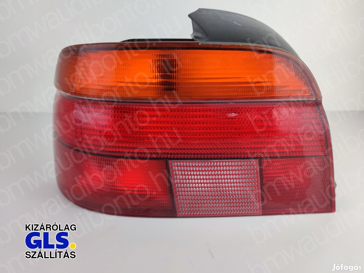 BMW 5 (E39) Bal hátsó lámpa (8358031)