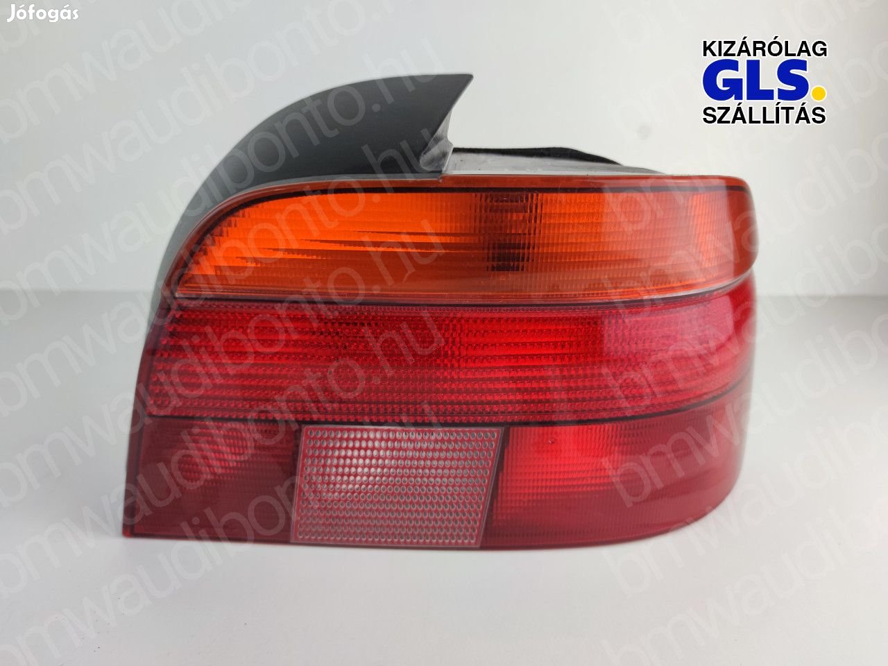 BMW 5 (E39) Jobb hátsó lámpa (8358032)
