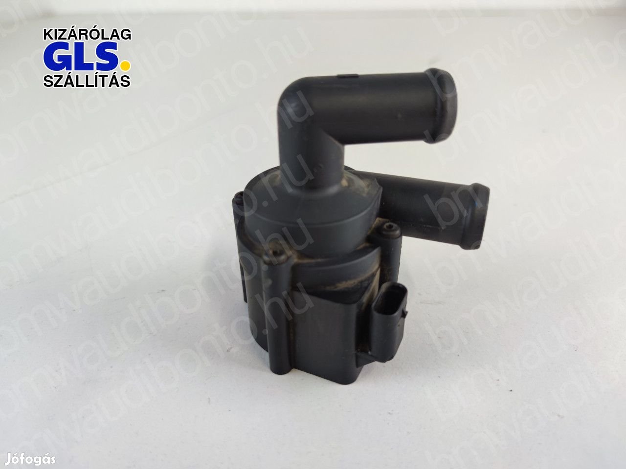 BMW 5 F10 518 d N47 Vízpumpa 9230234, 64119230234