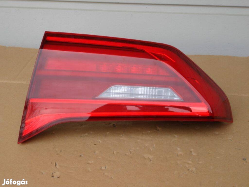 BMW 5-ös G31 csomagtér ajtó jobb hátsó LED lámpa 7388950 2017-től