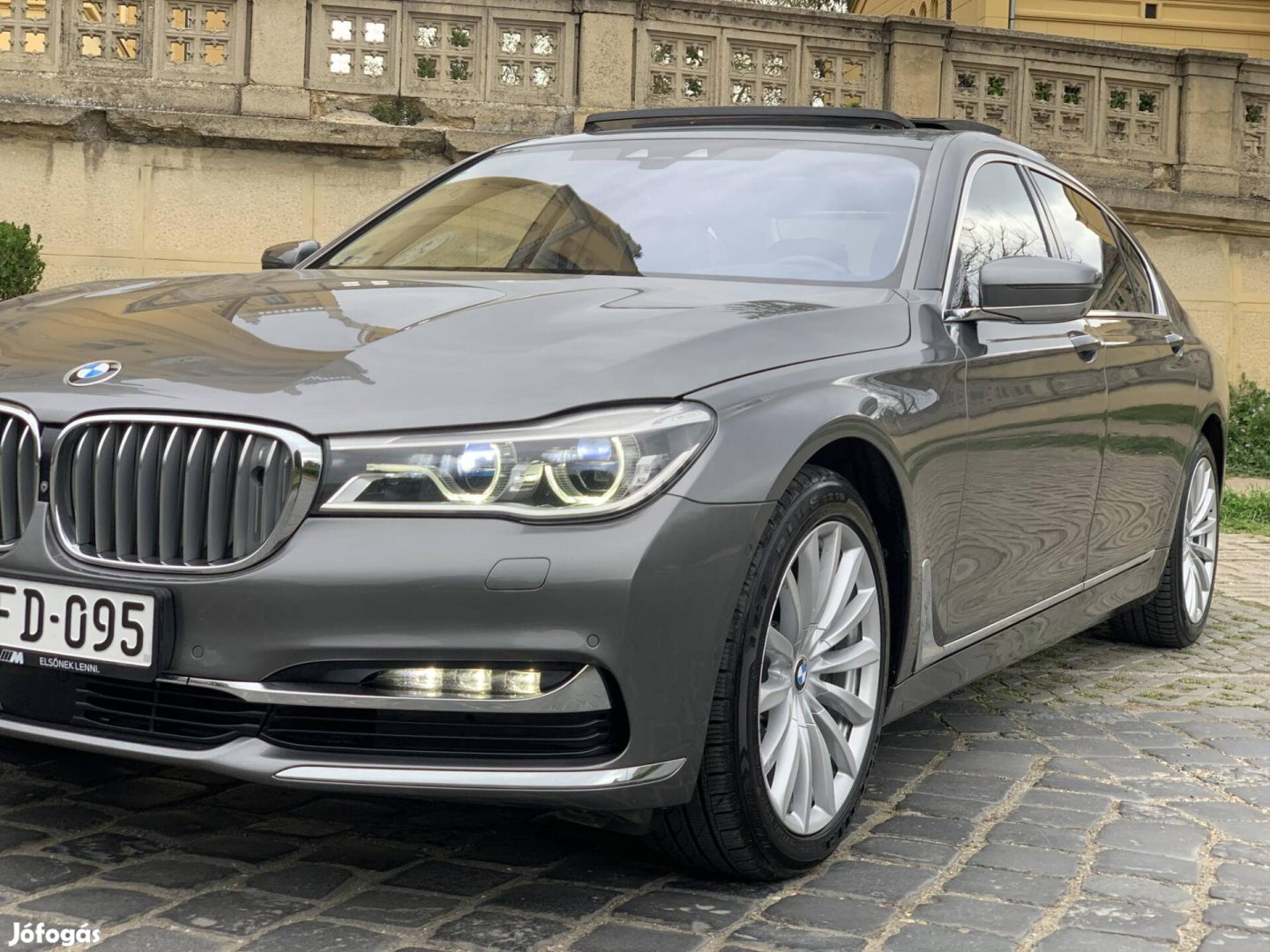 BMW 740Ld xdrive (Automata) (4 személyes ) PRES...