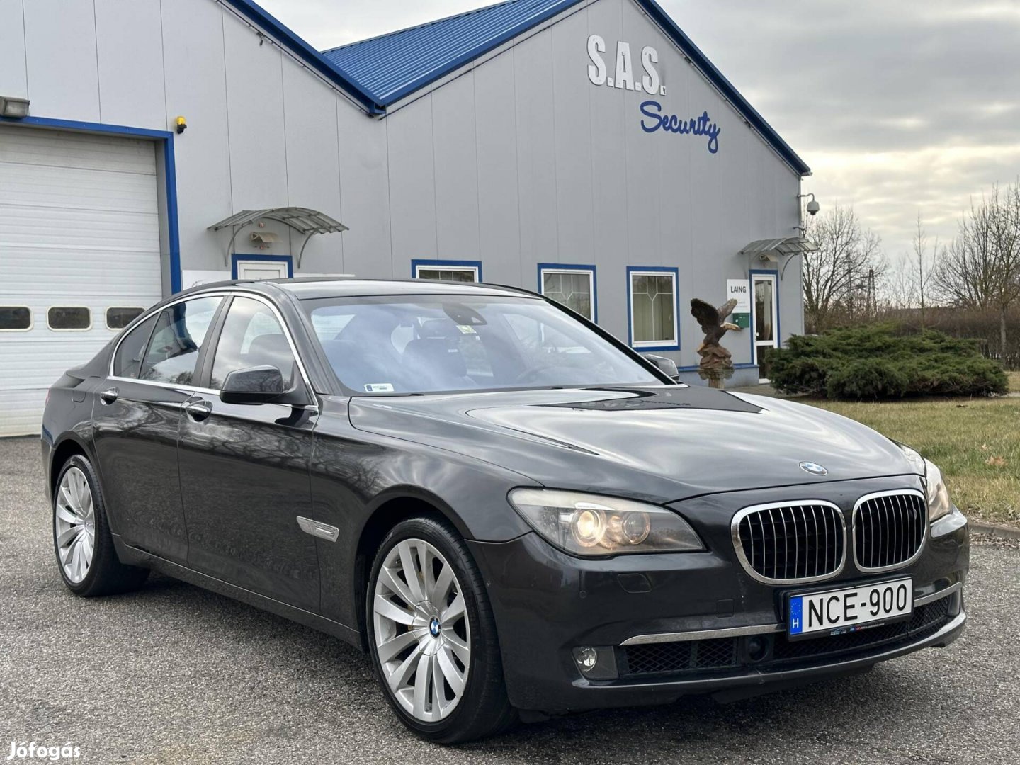 BMW 750i (Automata) Újszerű állapotból