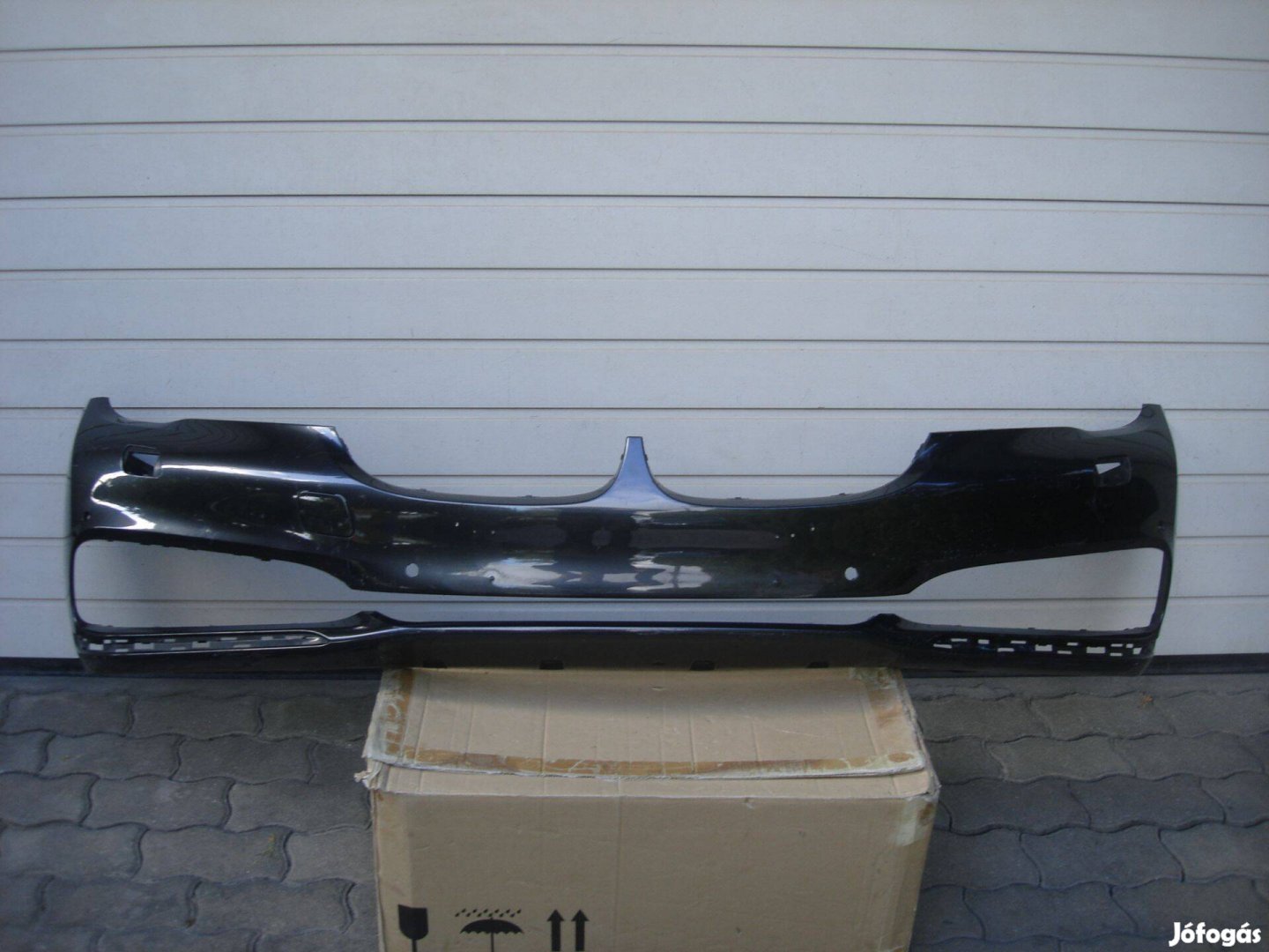 BMW 7-es G11 G12 radaros mosós első lökhárító 7357226 2015-től