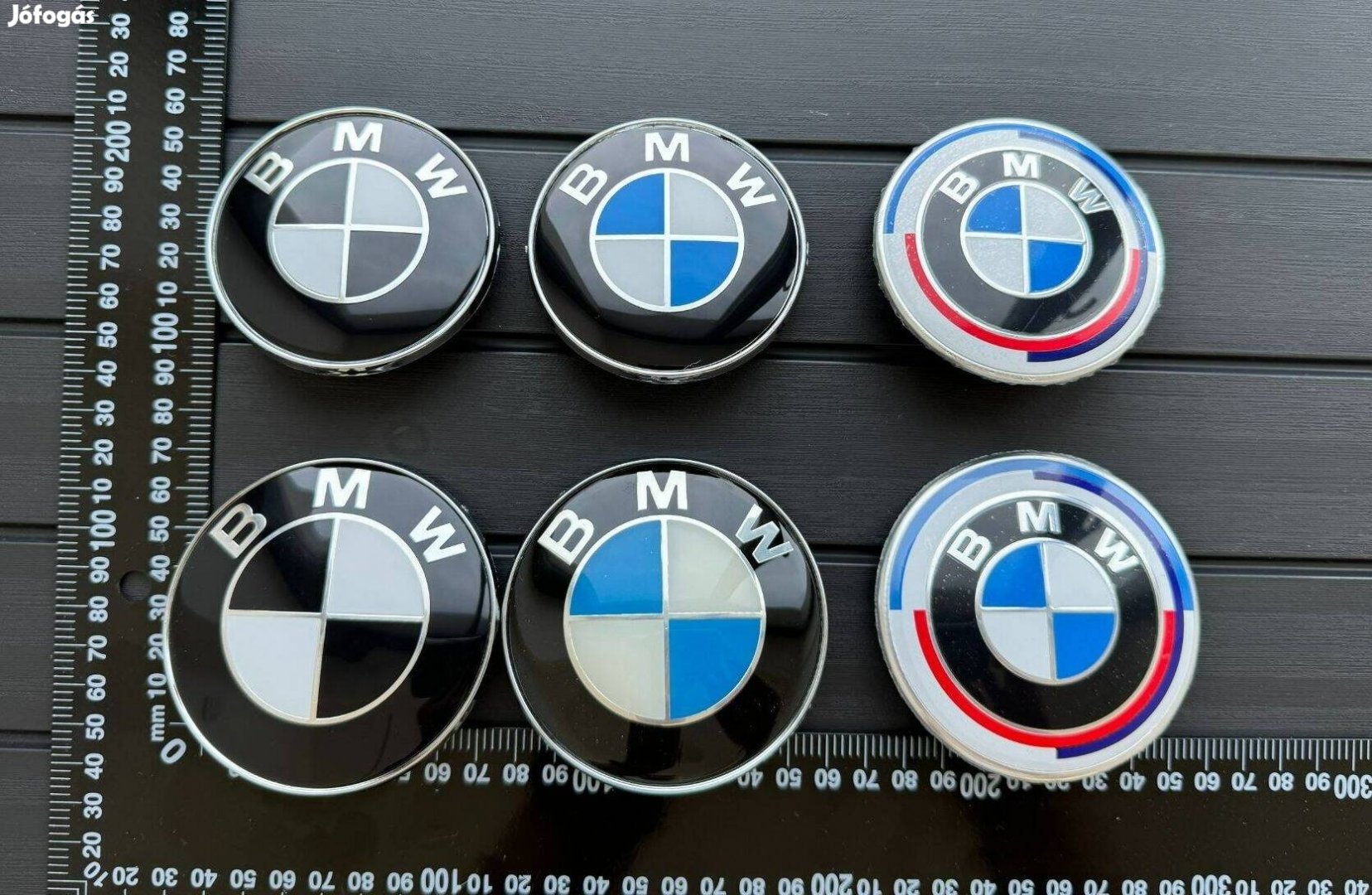 BMW 82mm 74mm 72mm Motorház Gépház Csomagtartó Kiegészítő embléma JEL