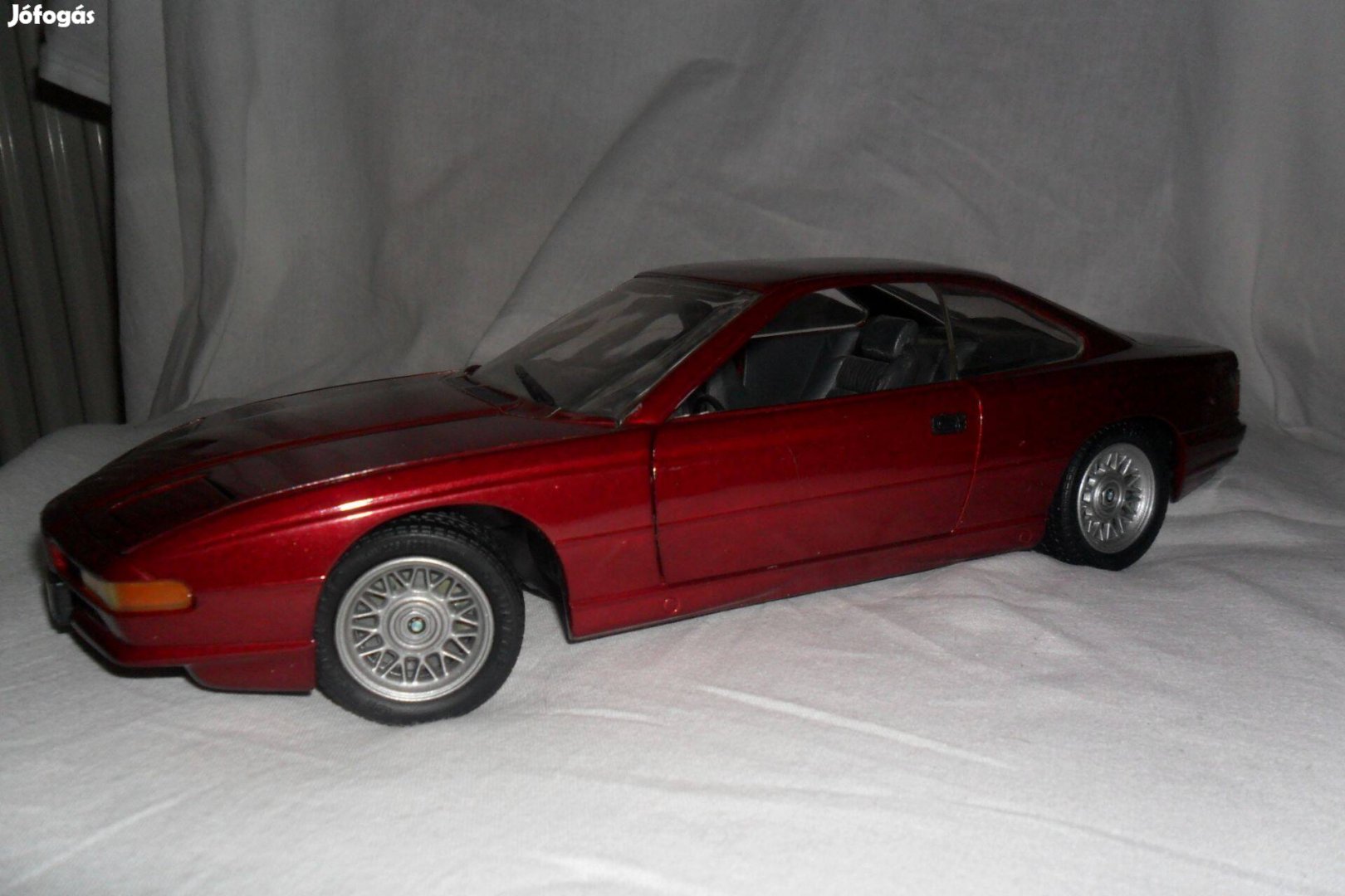 BMW 850i modell ,raktár kiseprés ,utolsó darab, beszer ár!