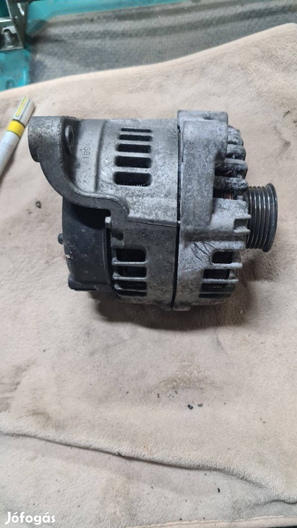 BMW BMW E90 E91 E92 330D 245le N57 Generátor 7805432