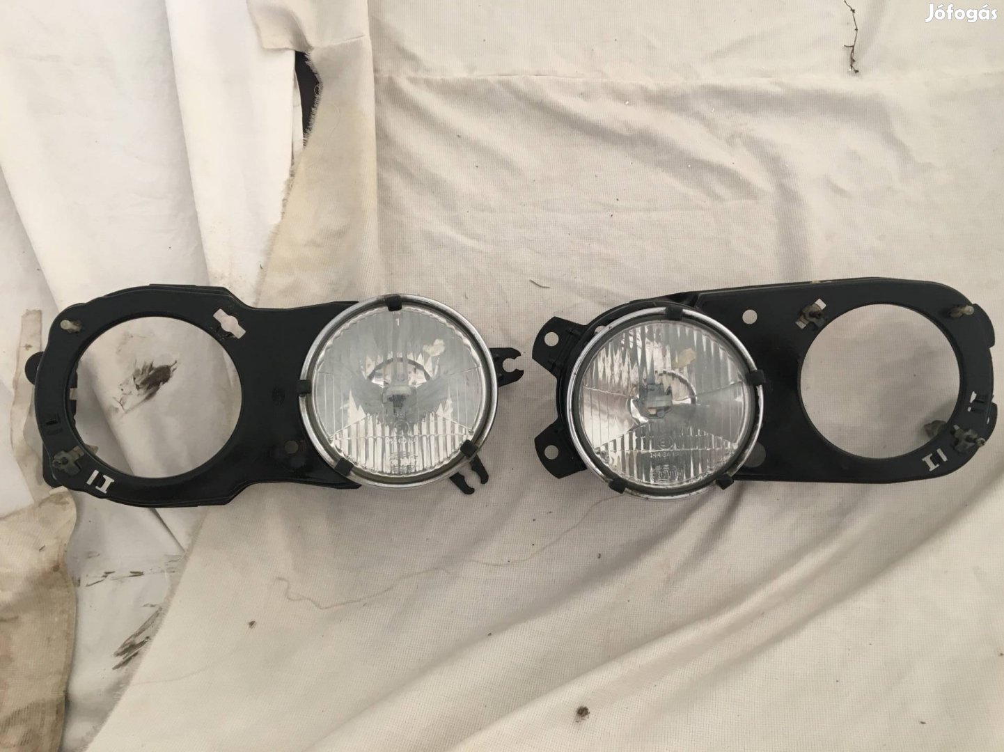BMW E28 gyári Hella fényszóró mosós lámpa pár