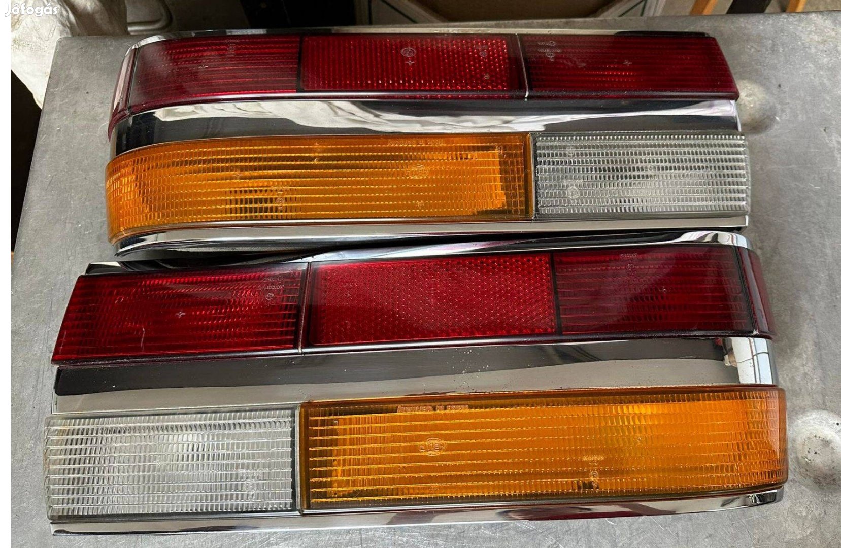 BMW E28 hátsó lámpa