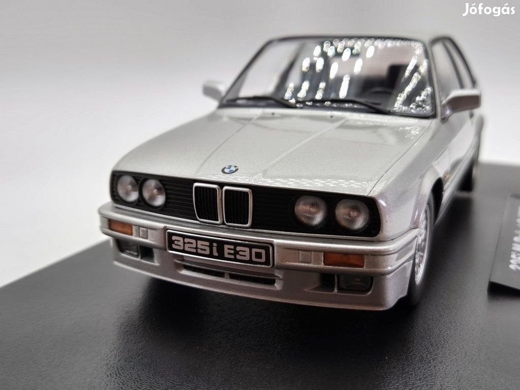BMW E30 325i M paket 2 (1988) - ezüst -  KK Scale - 1:18