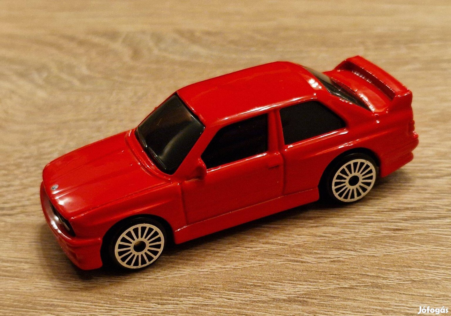 BMW E30 M3 Maisto 1:64