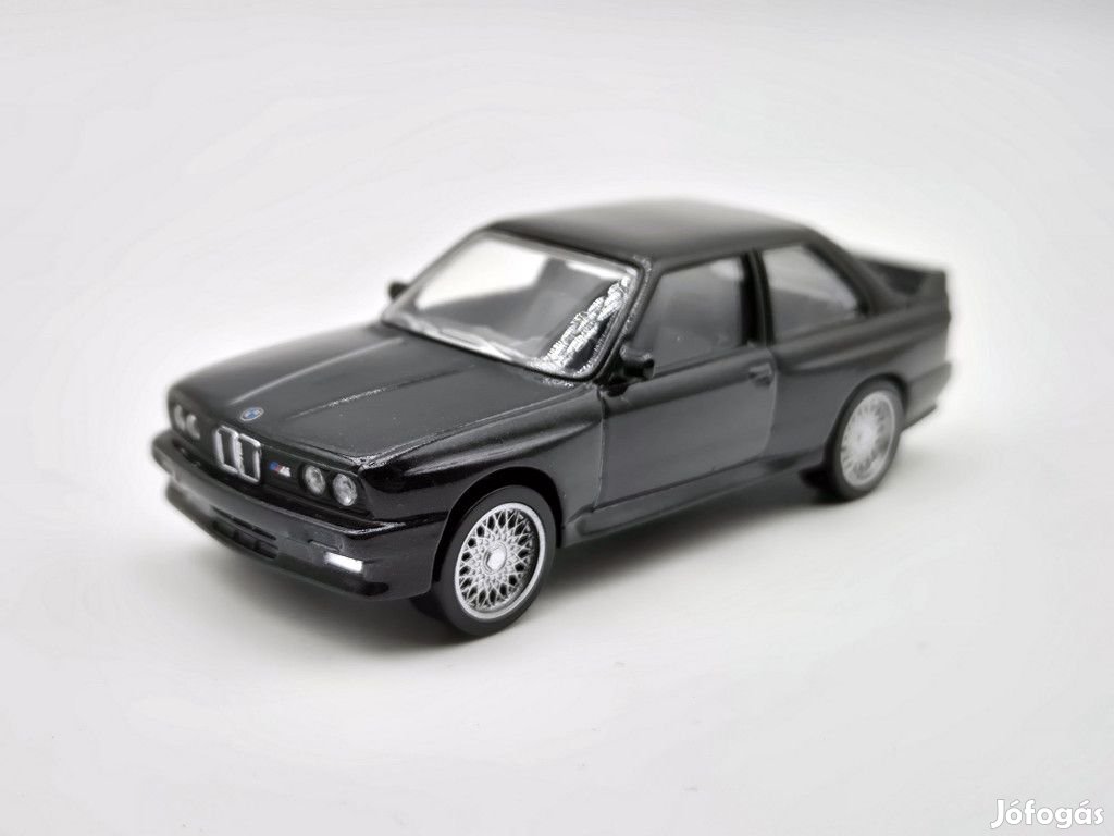 BMW E30 M3 (1986)  -  Norev - 1:43