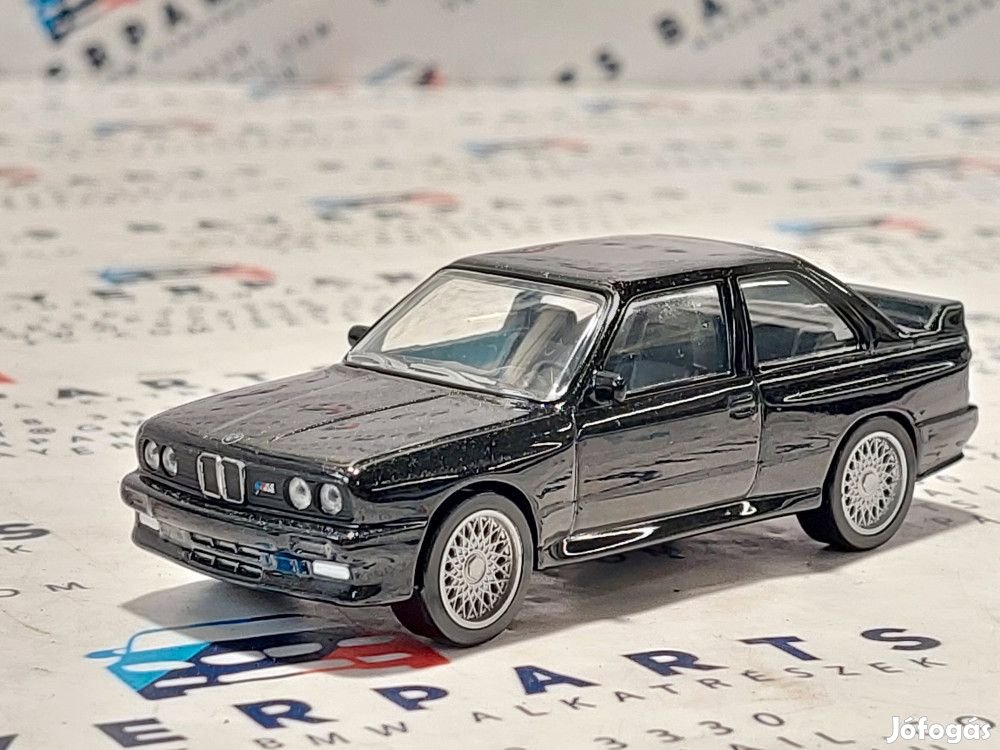 BMW E30 M3 (1986)  -  Norev - 1:43