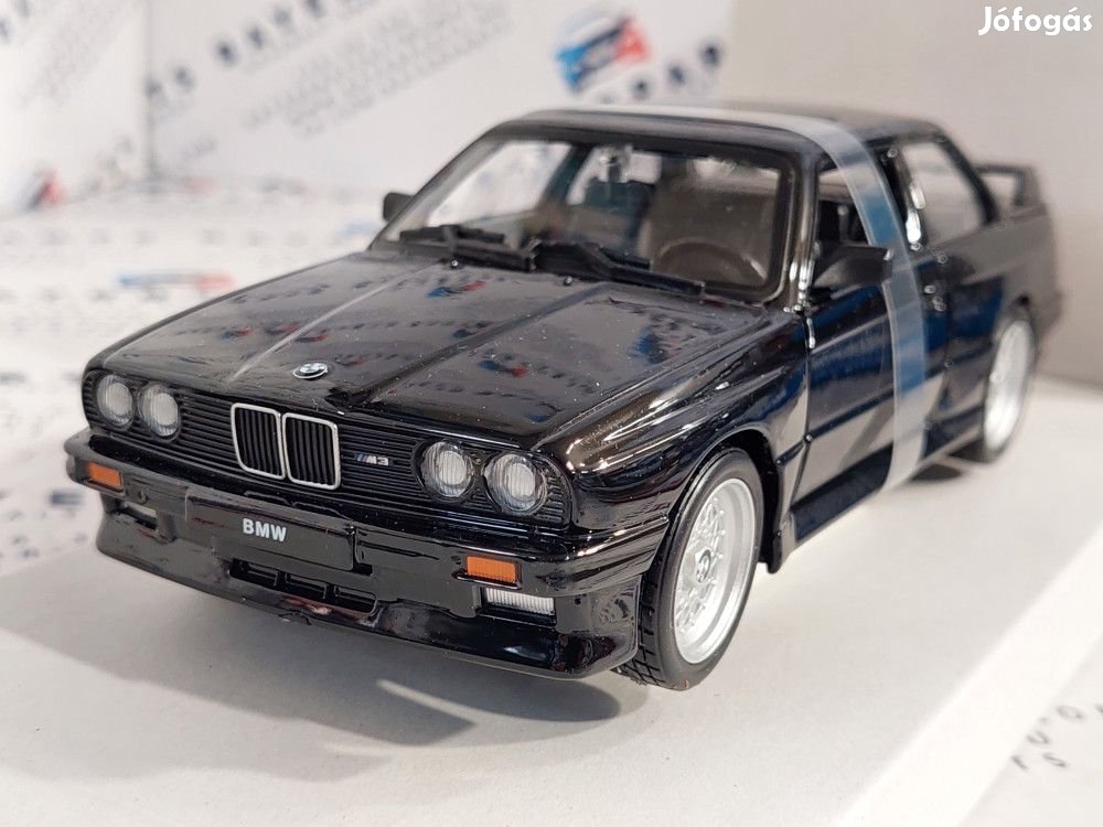 BMW E30 M3 (1988) - fekete - Bburago - 1:24