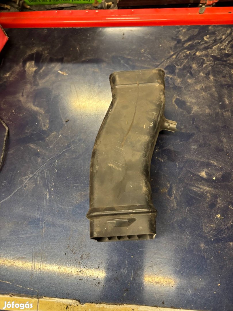 BMW E30 nagylámpás bal oldali fékhűtő cső