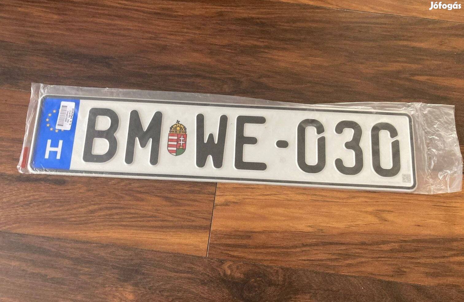 BMW E30 rendszám