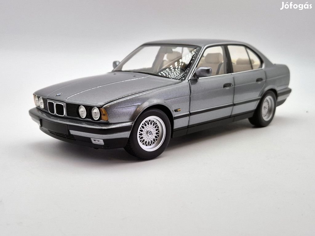 BMW E34 535i (1988) -  Minichamps - 1:18