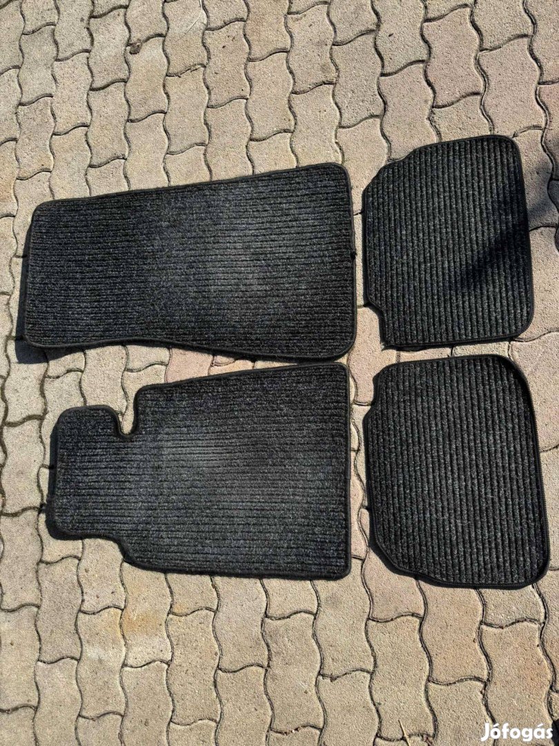 BMW E34 szőnyeg szett eladó