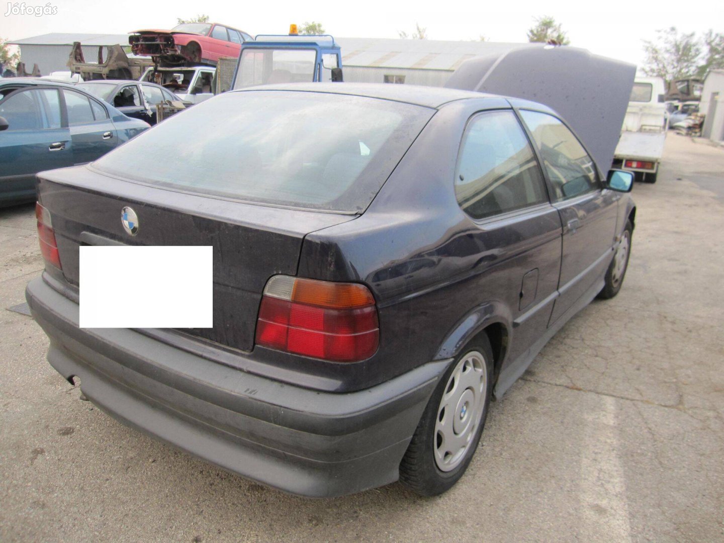 BMW E36 Compact használt alkatrészek
