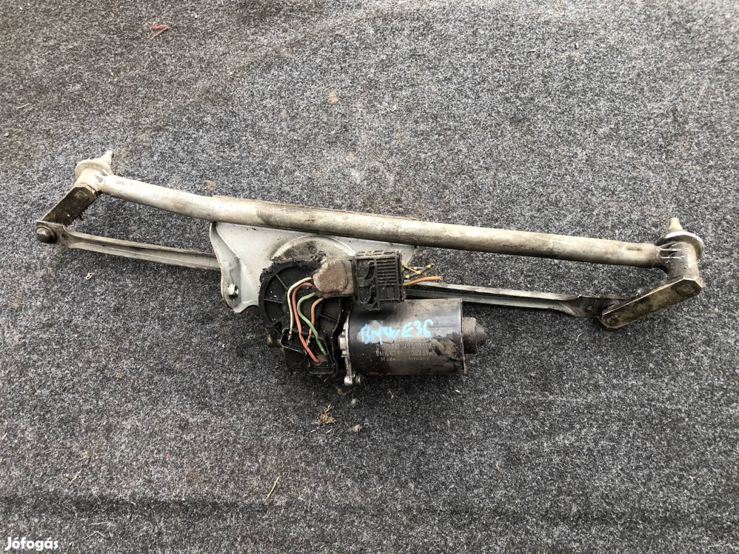 BMW E36 ablaktörlő 