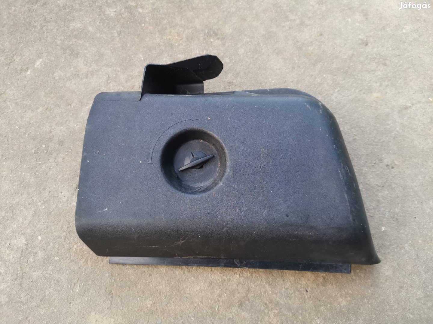 BMW E36 hátsó lámpa burkolat