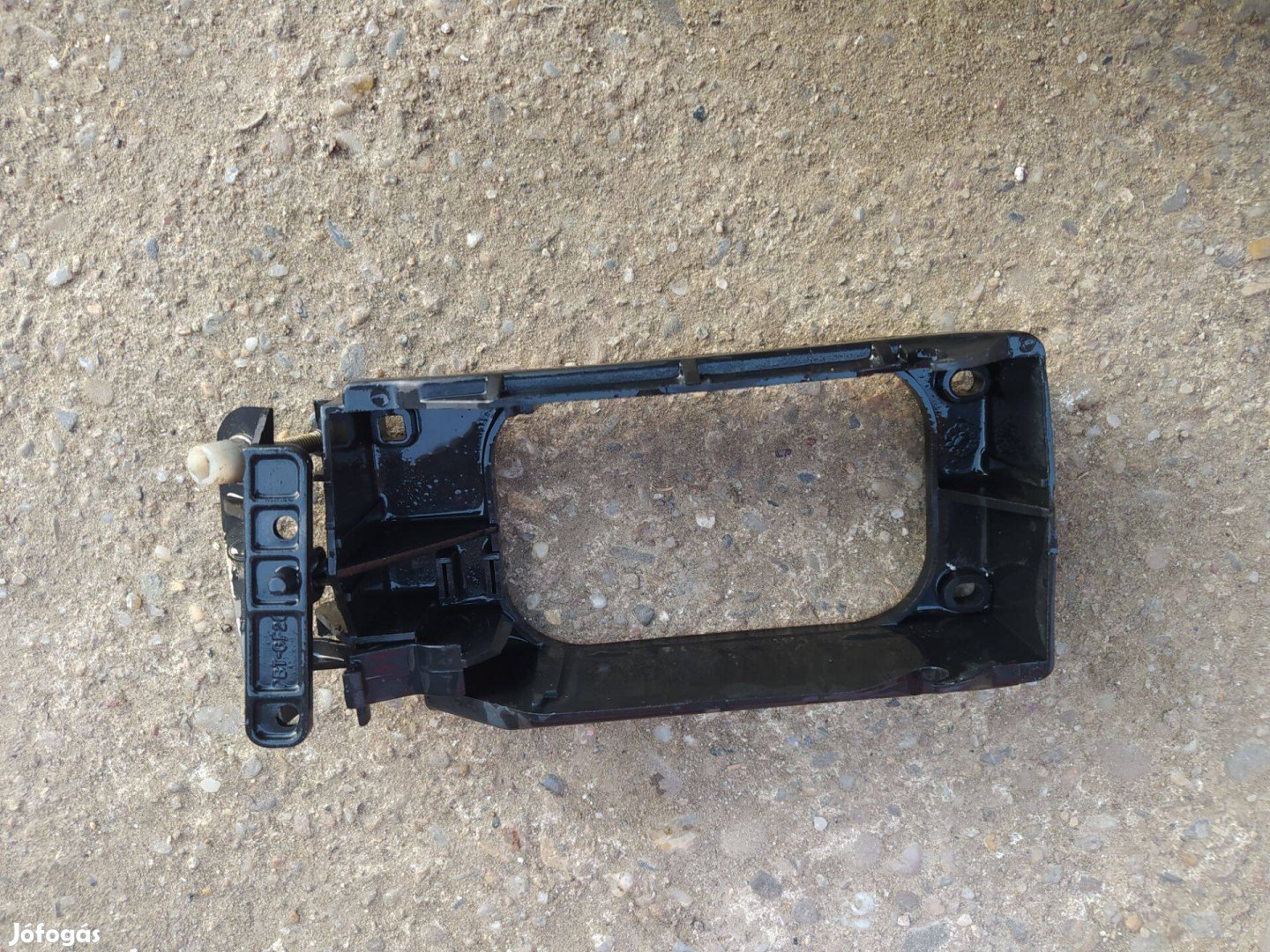 BMW E36 jobb oldali ködlámpa tartó eladó!