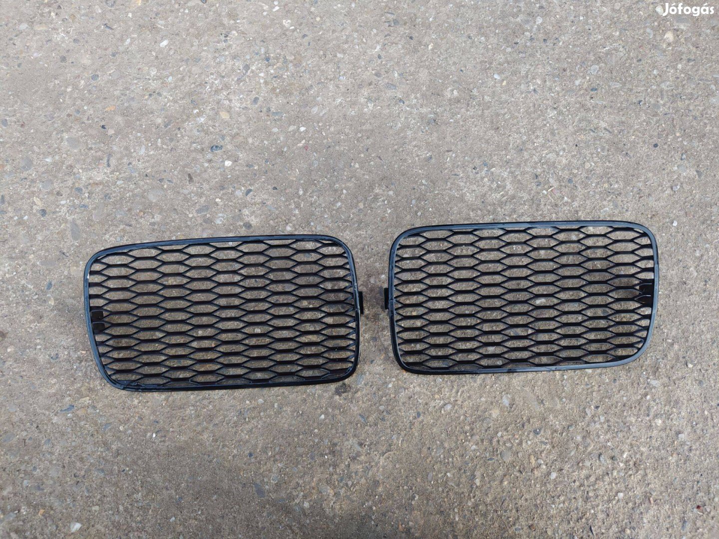 BMW E36 kamei hűtőrács eladó!