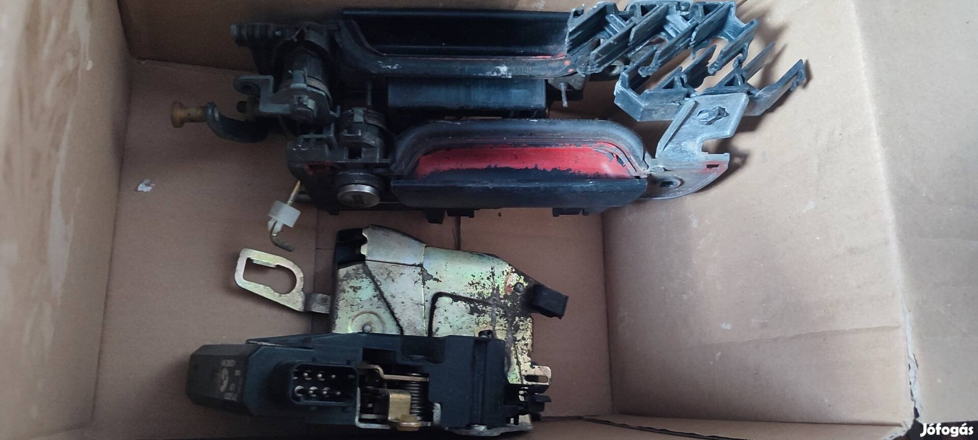 BMW E36 kilincsek és központi zár motorral