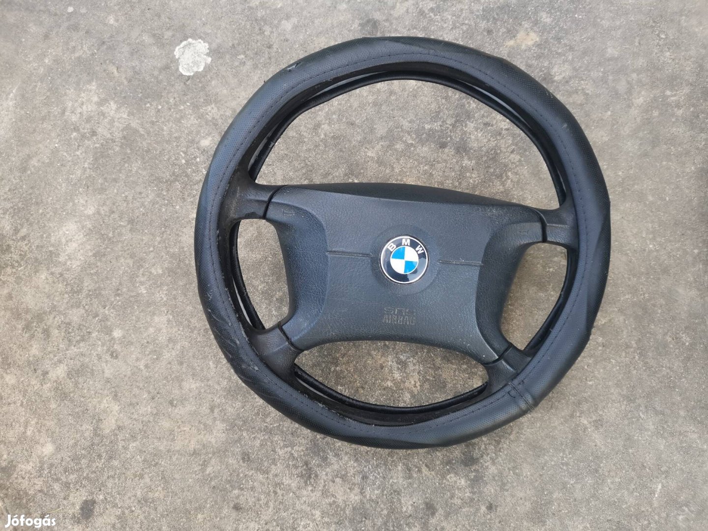BMW E36 kormány
