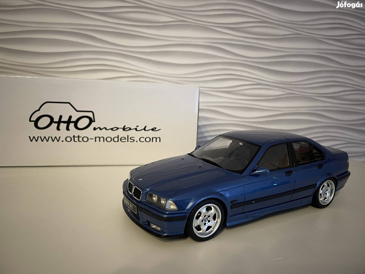 BMW E36 sedan 1:18 as Otto modell