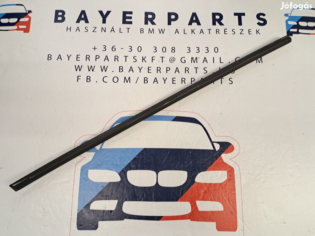 BMW E36 sedan touring jobb első fekete ajtó díszléc