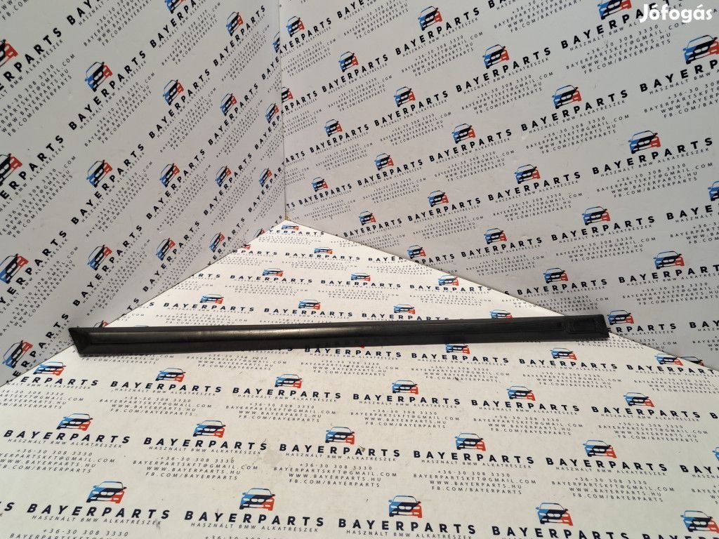BMW E36 sedan touring jobb hátsó fekete ajtó díszléc