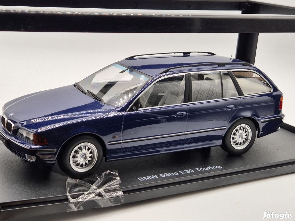 BMW E39 530d touring (1997) - kék -  KK Scale - 1:18 - sérült