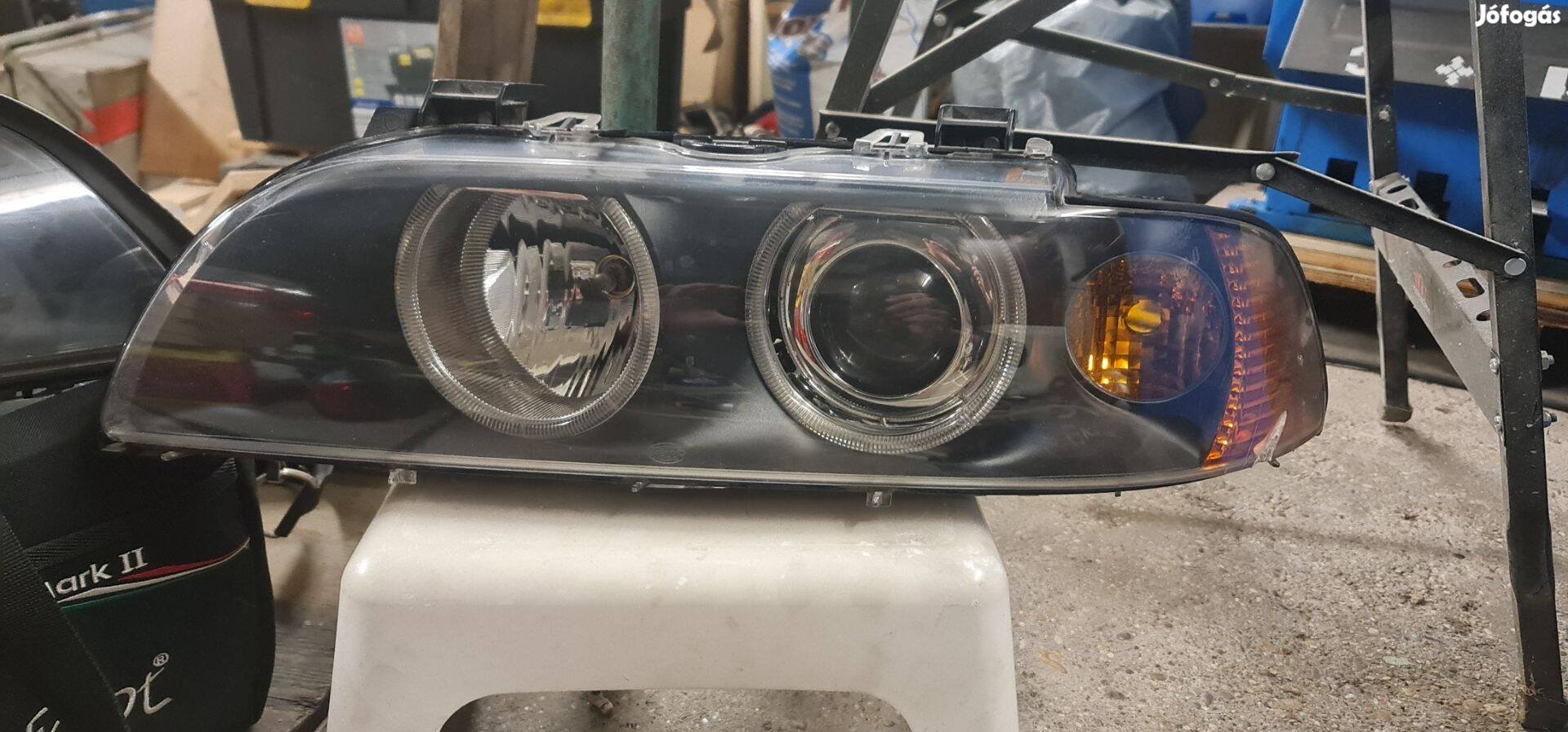 BMW E39 FL 2 pár első lámpa eladó