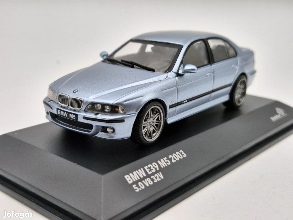 BMW E39 M5 5.0 V8 2003  - világoskék - Solido  modellautó 1:43
