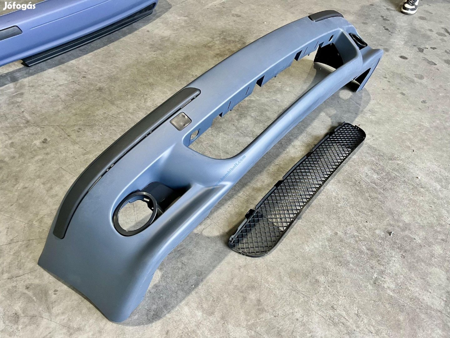BMW E39 M5, M-paket első lökhárító