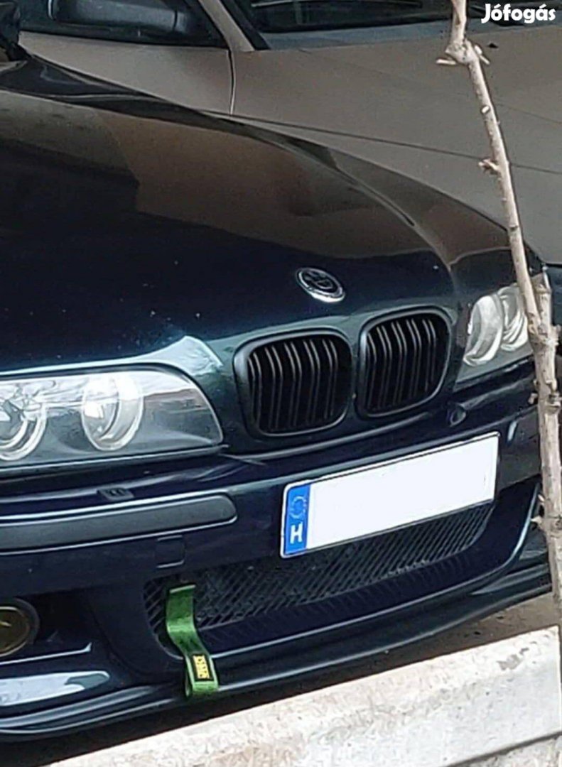BMW E39 (5-ös BMW) díszrács / vese / hűtőrács dupla pálcás MATT fekete